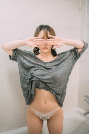 姐姐朋友离婚离婚第二天