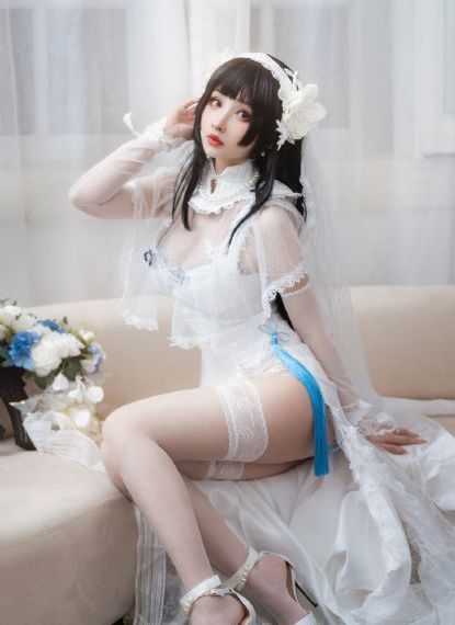 继母劳拉